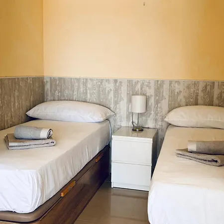 Primera Linea Playa San Antonio Apartment