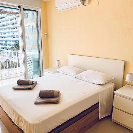 Primera Linea Playa San Antonio Apartment *